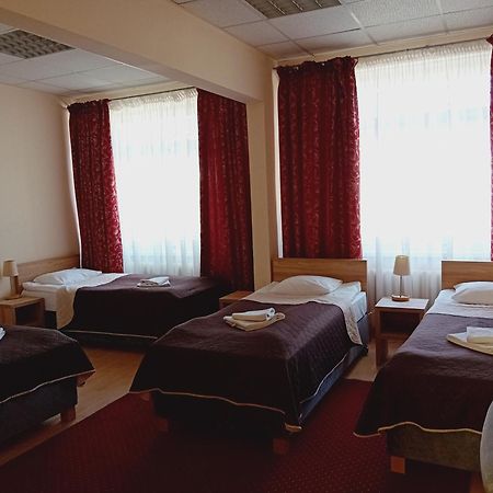 Bed and Breakfast Scsk Zurawia Warschau Exterior foto